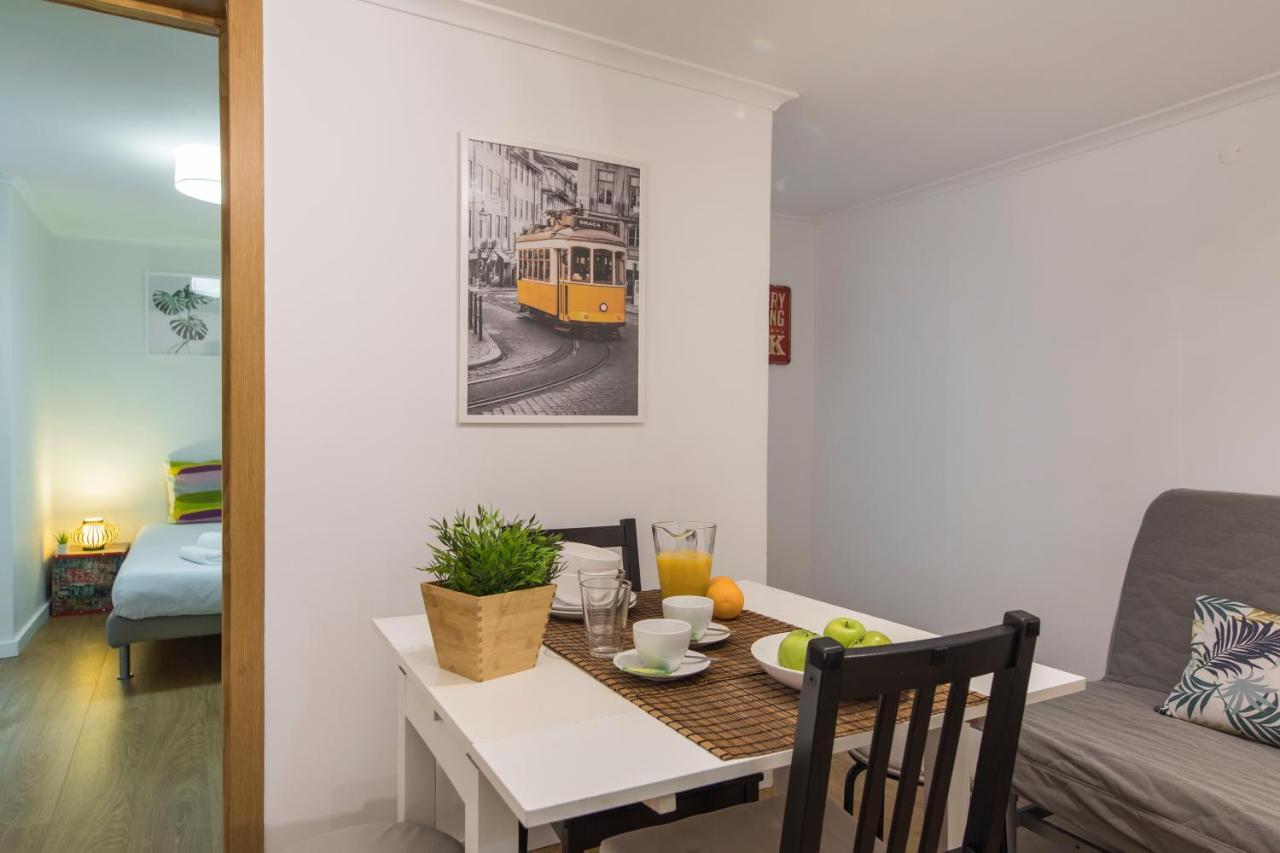 Alfama Typical Beco Dos Ramos Apartment Lisbon Luaran gambar