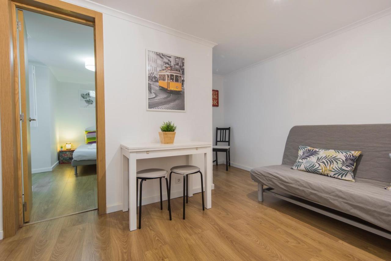 Alfama Typical Beco Dos Ramos Apartment Lisbon Luaran gambar