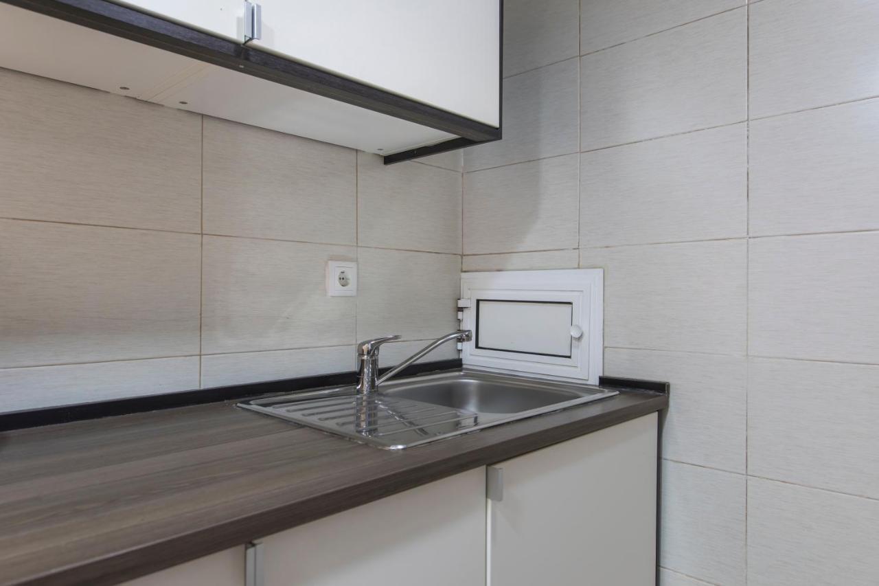 Alfama Typical Beco Dos Ramos Apartment Lisbon Luaran gambar