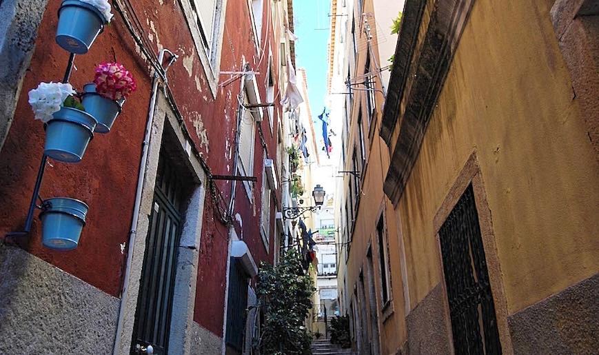 Alfama Typical Beco Dos Ramos Apartment Lisbon Luaran gambar